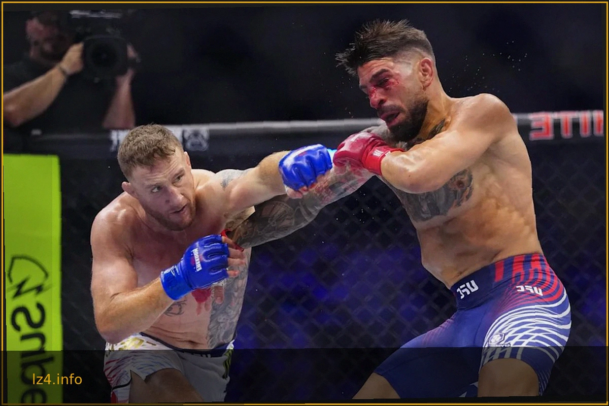 Justin Gaethje Showed Ilia Topuria’s Big Weakness, Says Ex-UFC Lightweight Champ
