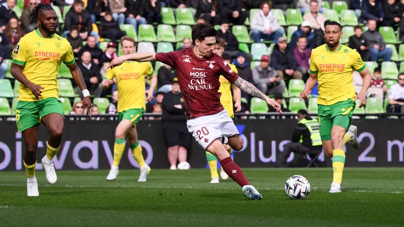 Metz-Nantes : Le suspense monte après un but refusé pour Hein, les Canaris sous pression