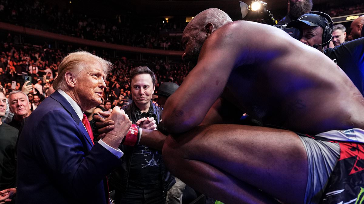 Preview Jon Jones Rehearsed Trump Dance Before Miocic Fight