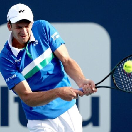 Hubert Hurkacz Withdraws from Miami Masters