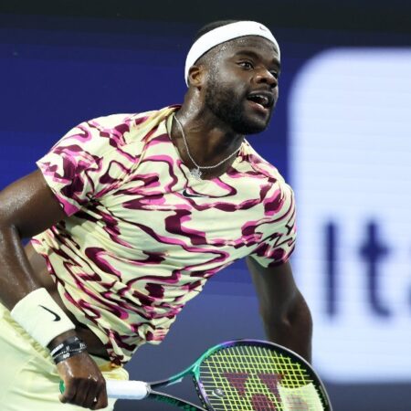 Francis Tiafoe Wins First Match in Houston
