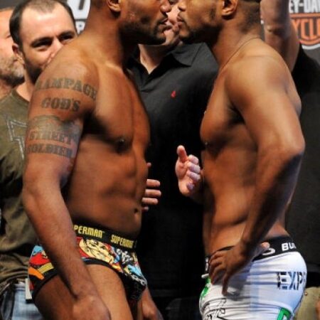 Rashad Evans: Rampage Jackson Fight Off Due to Contractual Problems
