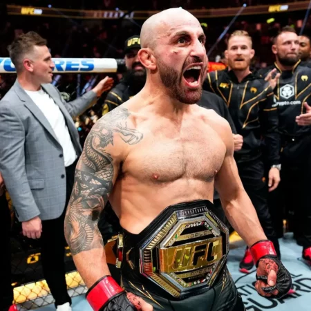 Alexander Volkanovski Shows Off Musical Talents in Comedy Video