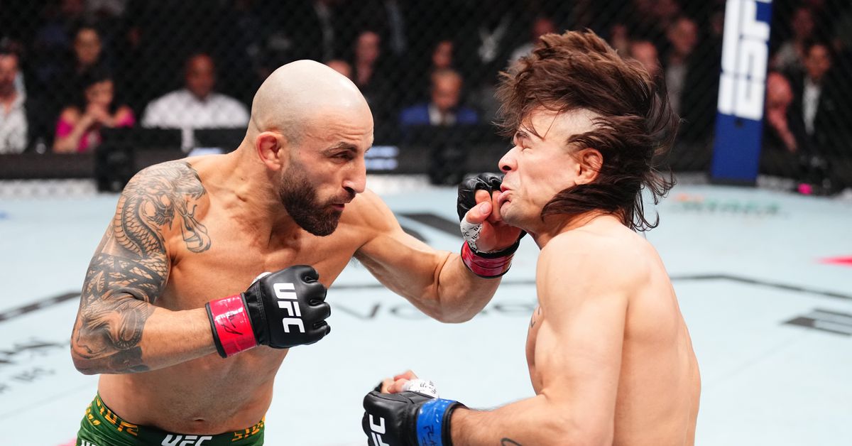 Preview Alexander Volkanovski Defeats Diego Lopes: Fight Highlights