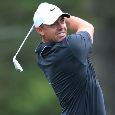‘Bryson’s in the Backyard’: Masters Contender’s Surprise Visit