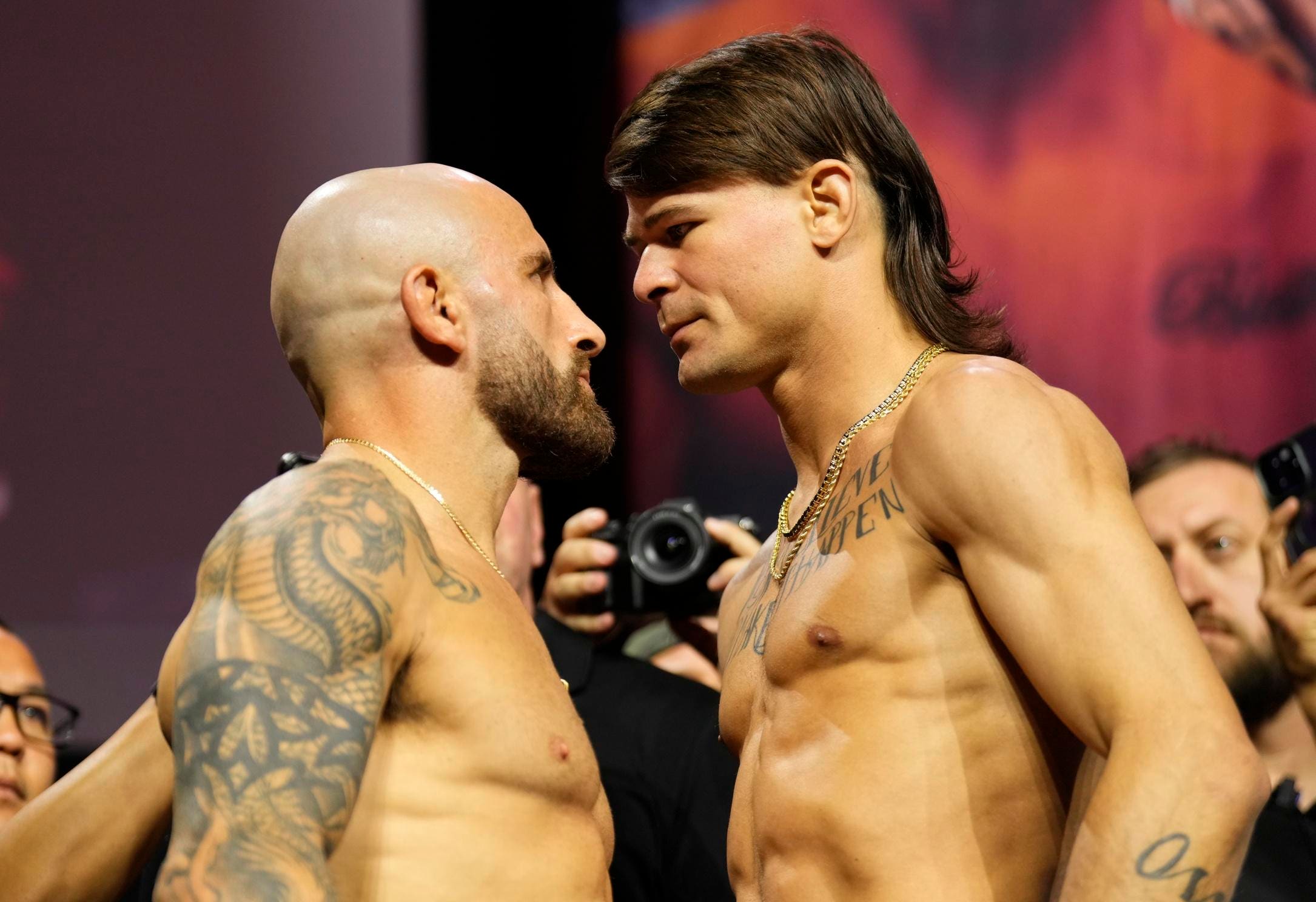 Preview UFC 314 Medical Suspensions: Lopes Indefinitely Out, Chandler Receives 60-Day Layoff