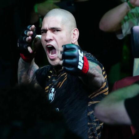 Alex Pereira’s Cryptic Message Suggests UFC Dispute, Retirement Thoughts