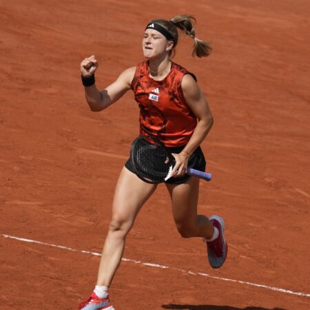 Karolina Muchova Withdraws from Rome Tournament Due to Wrist Injury