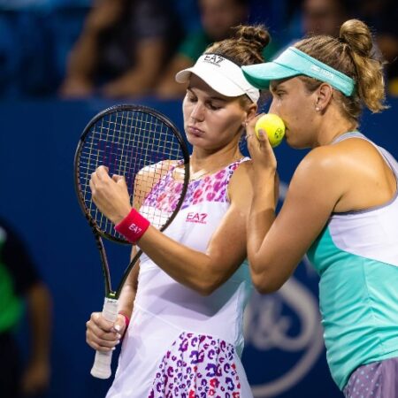 Rome (WTA): Kudermetova and Mertens Through to Doubles Quarterfinals