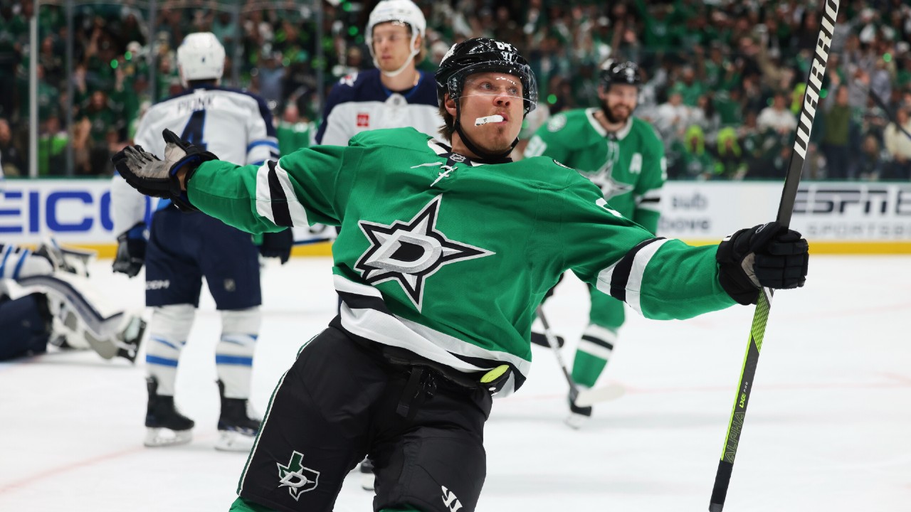 Preview Mikael Granlund’s Hat Trick Leads Stars Past Jets; Headlines 3 Stars of the Night