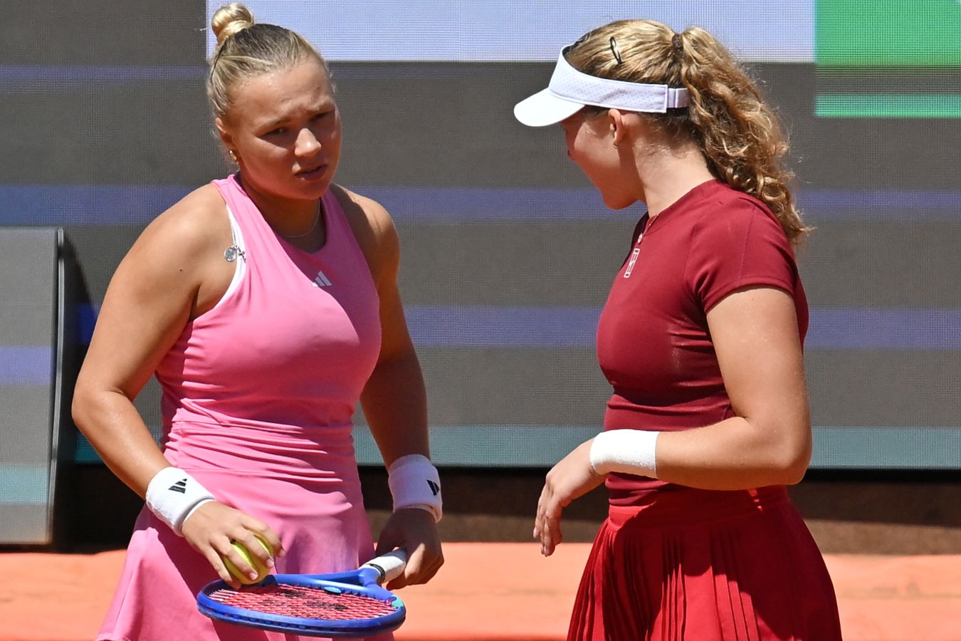 Preview Varvara Gracheva Defeats Kamilla Rakhimova to Reach WTA 125 Paris Semifinals