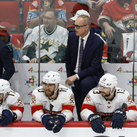 Paul Maurice explains why Panthers, Hurricanes coaches skipped handshake line after Eastern Conference Final