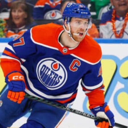 Oilers’ Connor McDavid has opportunity to cement legacy among all-time greats with Stanley Cup win