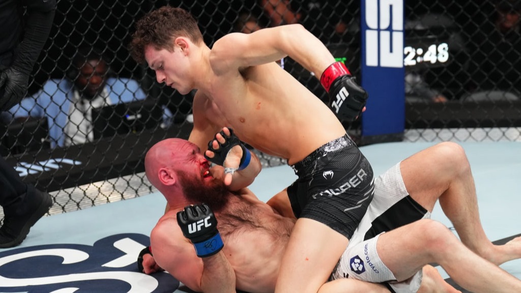 Preview Chase Hooper Set to Battle Alexander Hernandez at UFC 319 in Chicago