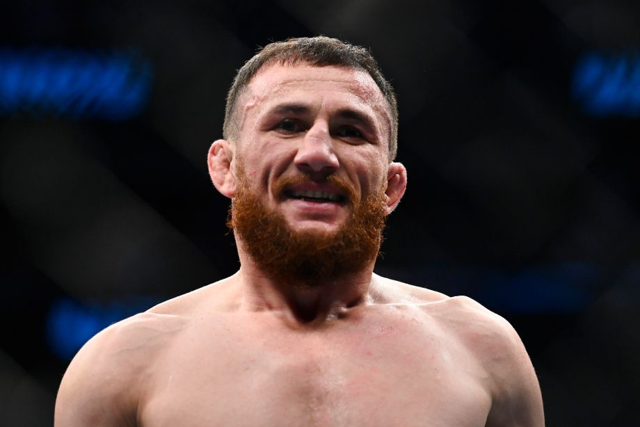 Preview Hero’s Welcome: Merab Dvalishvili Mobbed by Thousands Upon Returning to Georgia