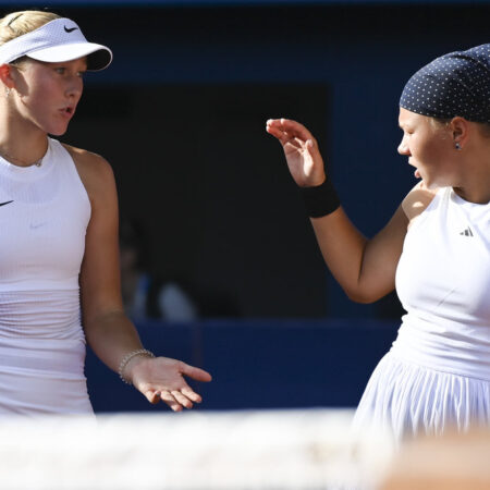Wimbledon: Kalinskaya and Cirstea Overcome Andreeva and Shnaider in Doubles