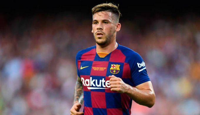 Preview A Peculiar Pitch Absence: Carles Perez Sidelined by an Unconventional Canine Incident