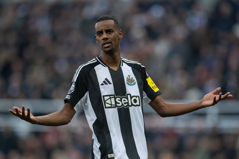 Preview Alexander Isak’s Unsettling Saga: A Tale of Two Clubs, One Transfer Window, and Unanswered Questions