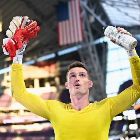 The Gloves Are Off: Matt Freese’s Ascent Challenges USMNT’s Goalkeeping Hierarchy