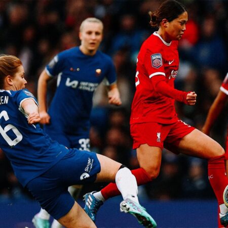 Stamford Bridge Beckons: Chelsea and Liverpool Face Defining Early Season Test