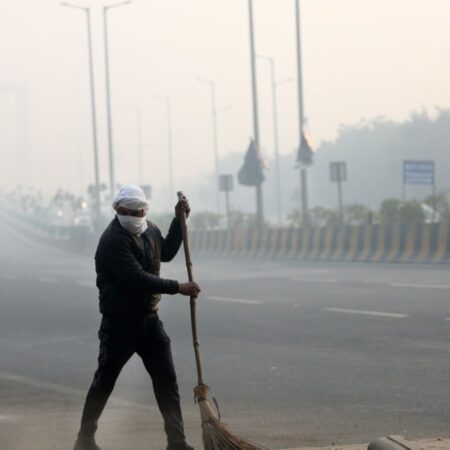 Delhi’s Cold Comfort: India Eyes Clean Sweep as West Indies Grapple with Ghost of Glory