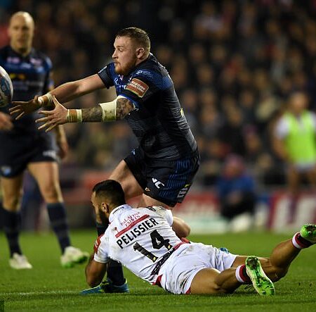 Sudden Halt: Jack Singleton’s Rugby Journey Paused by Unexpected Health Crisis