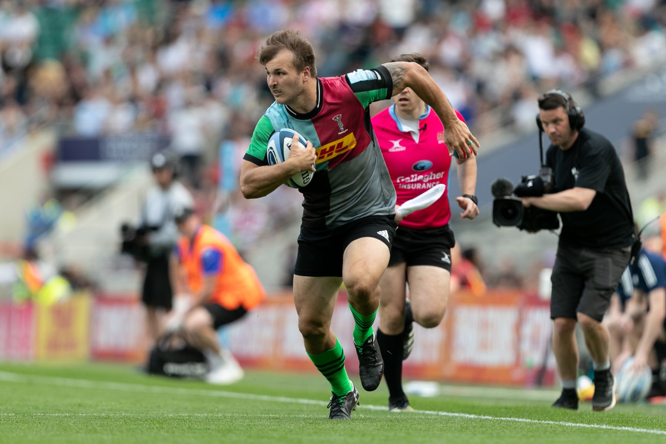 Preview Esterhuizen’s Unprecedented Treble: A Try-Scoring Legacy Forged in Russian Rugby