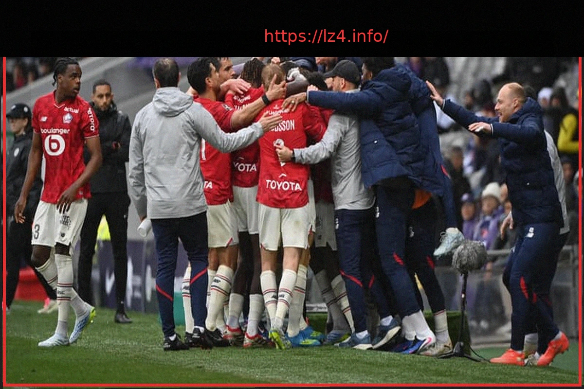Preview Lille Celebrates First Goal with Coach Bruno Genesio Amidst Personal Tragedy