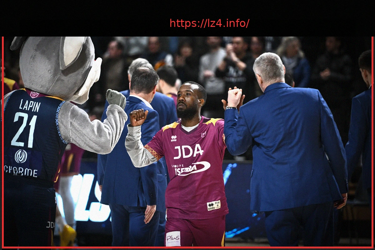 Preview David Holston продлевает контракт с Dijon в 40 лет